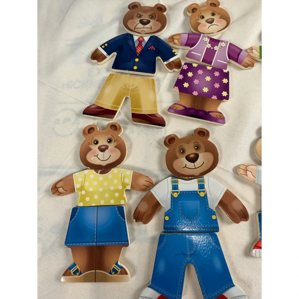 Melissa & Doug Wooden Bear Family Dress-Up Puzzle 43 Pieces Storage Case 3770